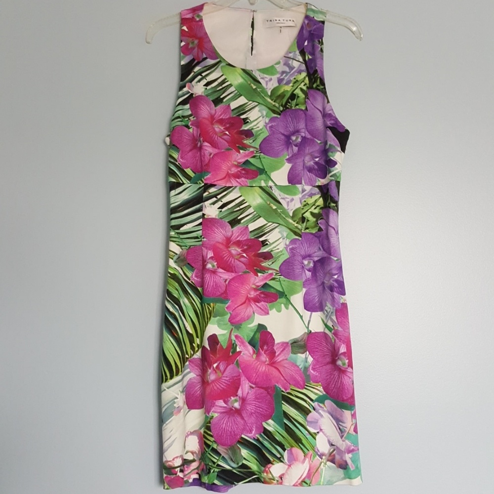NWT Trina Turk Floral Casual Cocktail Dress